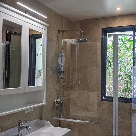 Holiday home Family With Garden, Pool And Within Walking Distance *